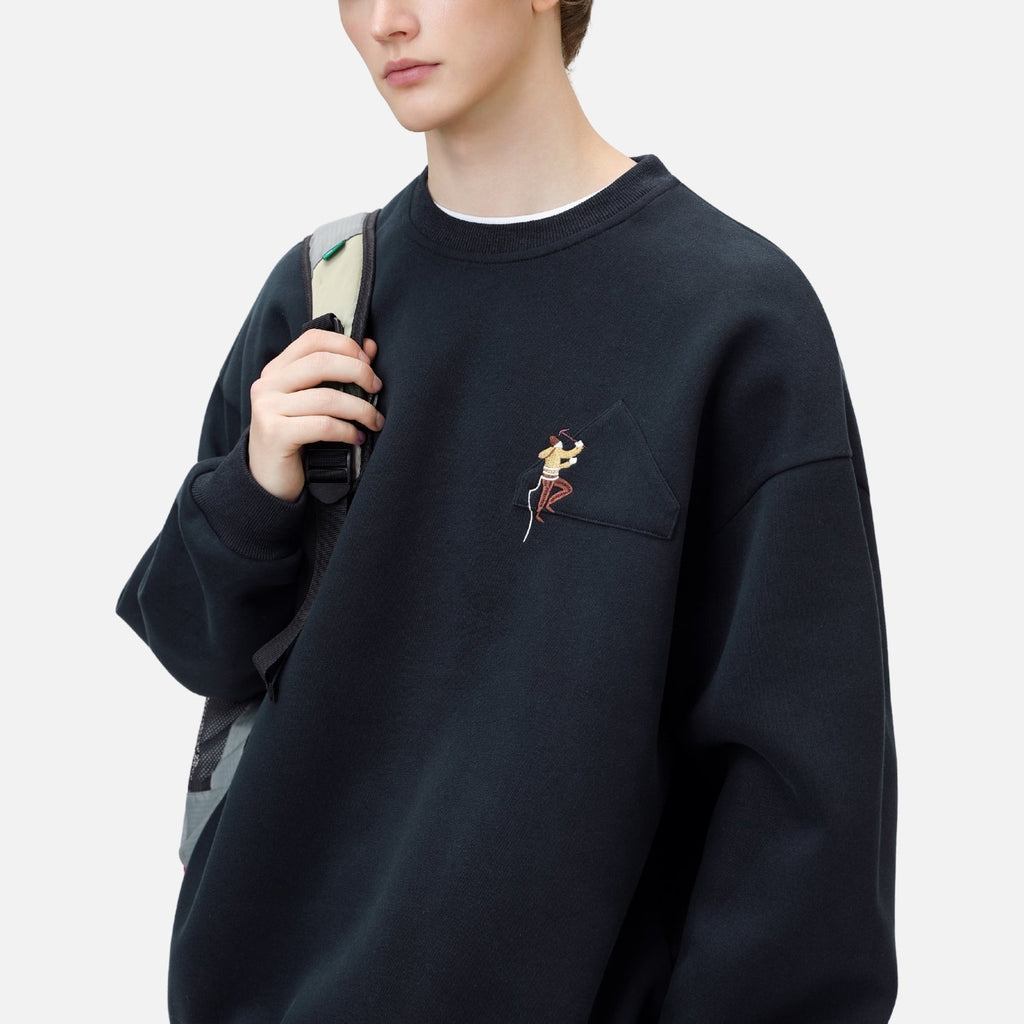 Climbing Embroidery Crewneck Sweatshirt