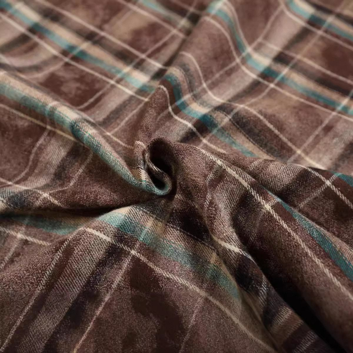 Vintage-Inspired Graphic Shirt